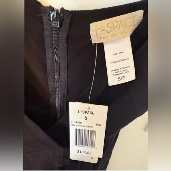 🔥NWT! L*Space Black Wide Leg Jumpsuit With Tie Waist Size S sku#93 - Picture 5 of 8